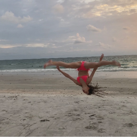 Meet your Posher, Avery - Picture 1 of 1